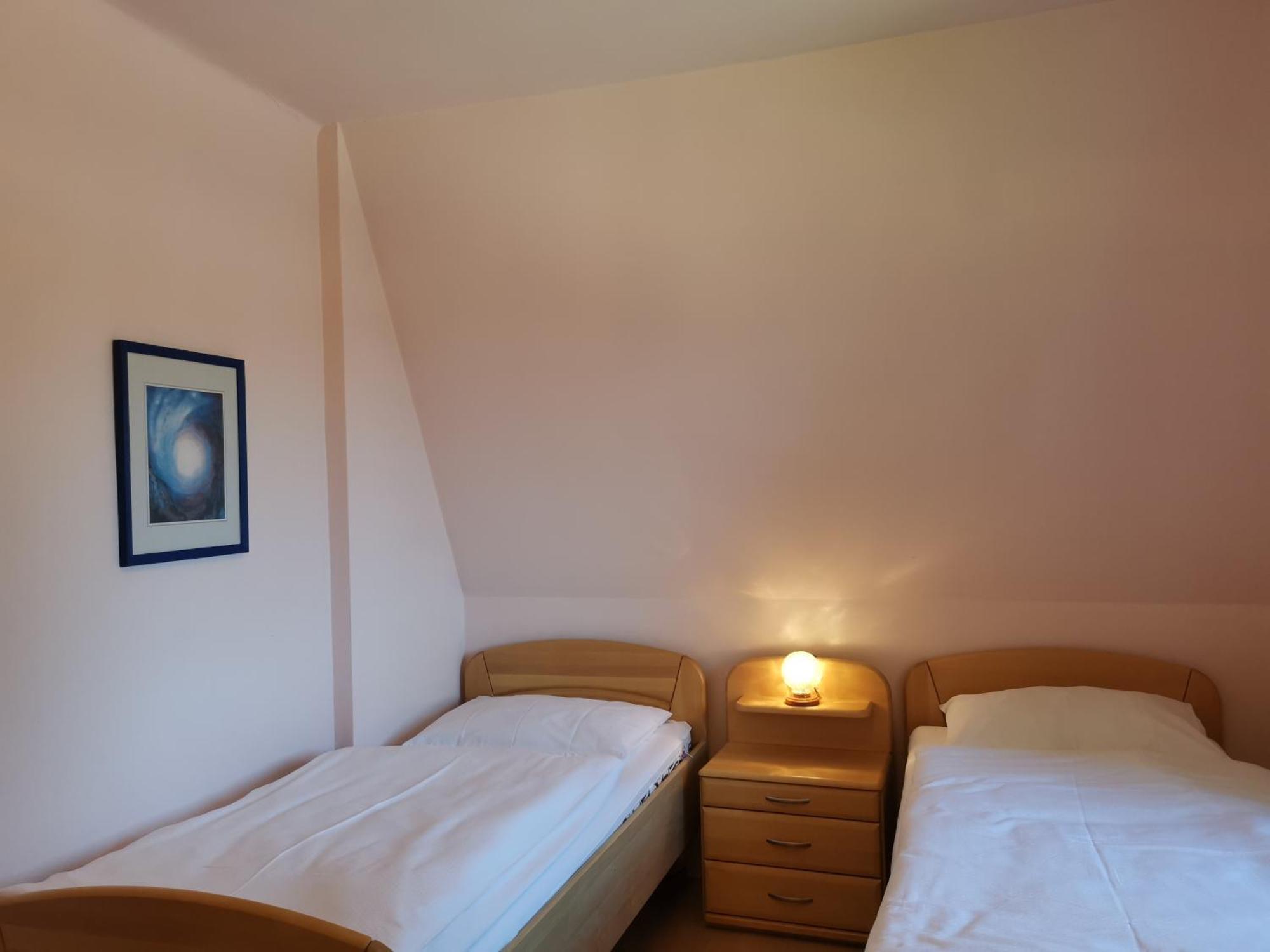 Bungalow & Apartments "Am Deber" Velden - Augsdorf フェルデン・アム・ヴェルターゼー 部屋 写真