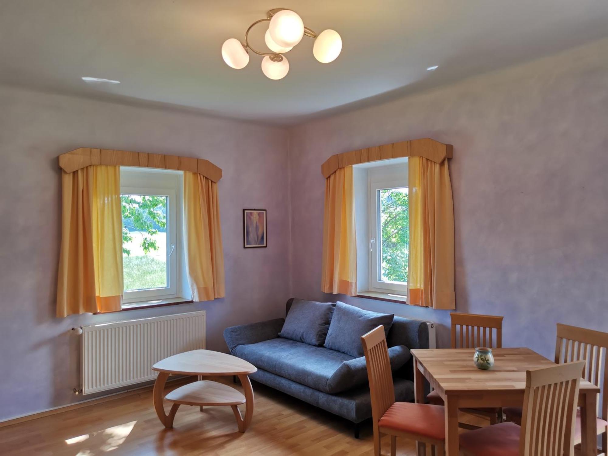 Bungalow & Apartments "Am Deber" Velden - Augsdorf フェルデン・アム・ヴェルターゼー 部屋 写真