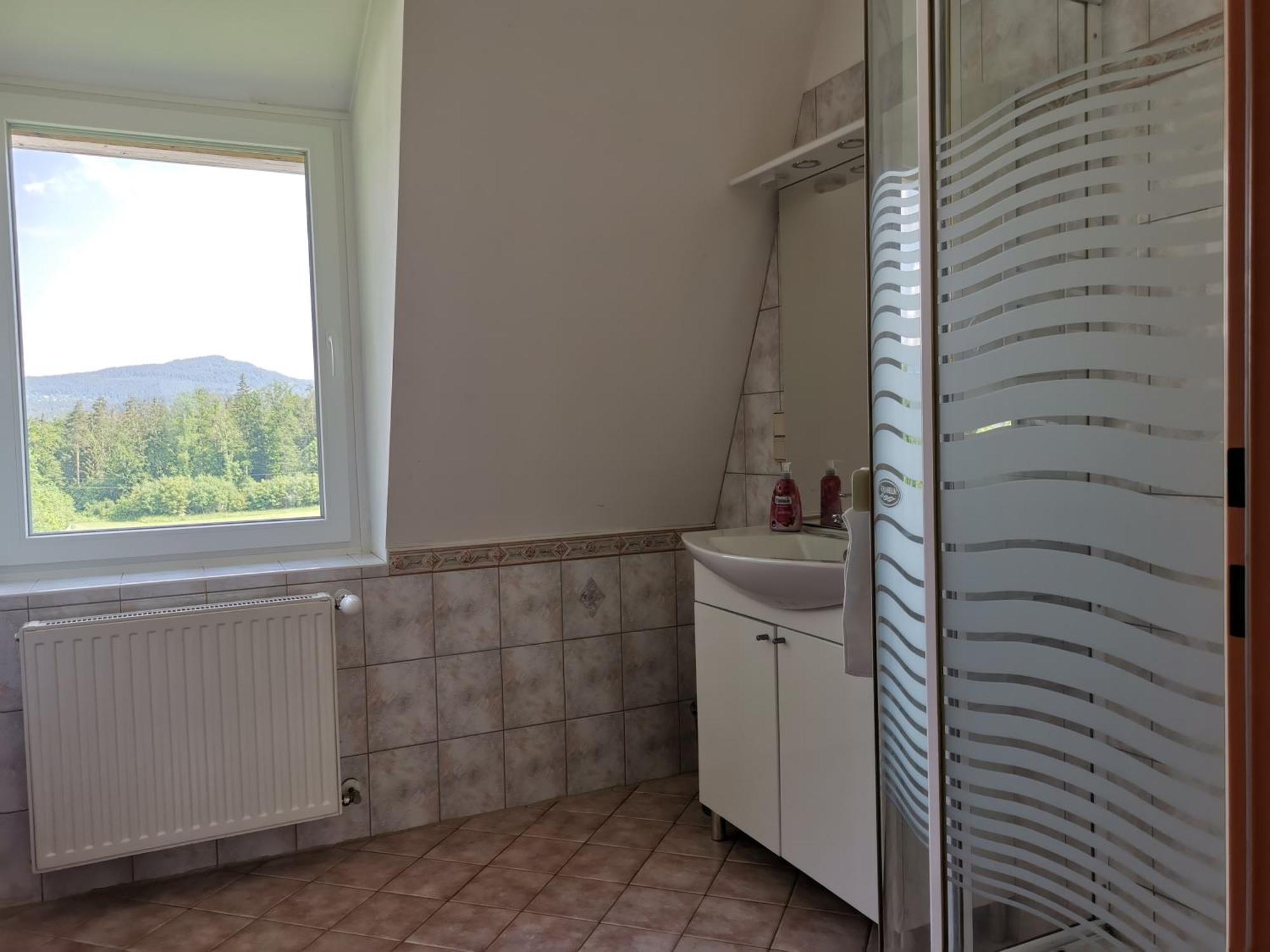 Bungalow & Apartments "Am Deber" Velden - Augsdorf フェルデン・アム・ヴェルターゼー 部屋 写真