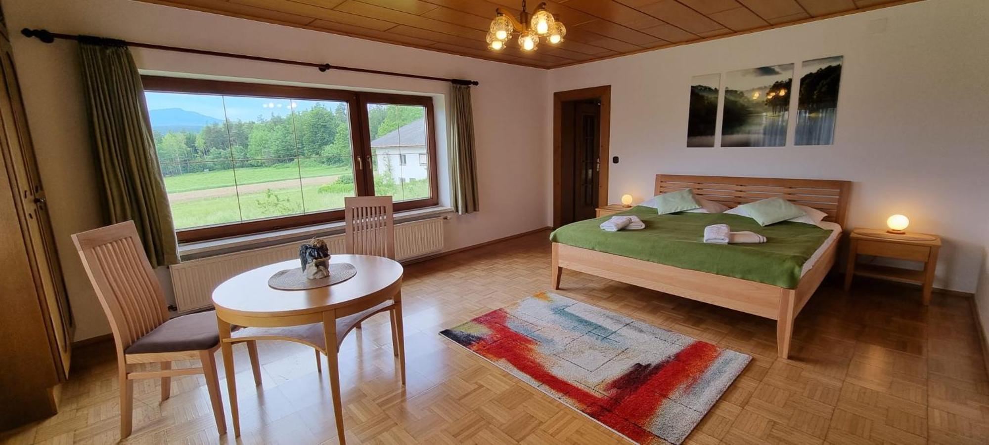 Bungalow & Apartments "Am Deber" Velden - Augsdorf フェルデン・アム・ヴェルターゼー エクステリア 写真